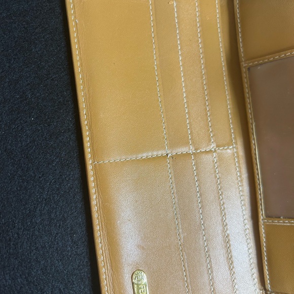 Vintage Fendi Wallet - Picture 8 of 13